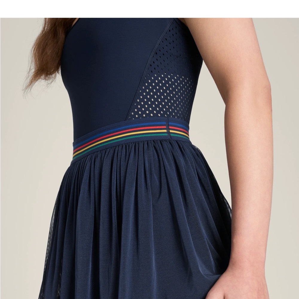 Wilson Headliner Tennis Dress - Picture 5 of 9